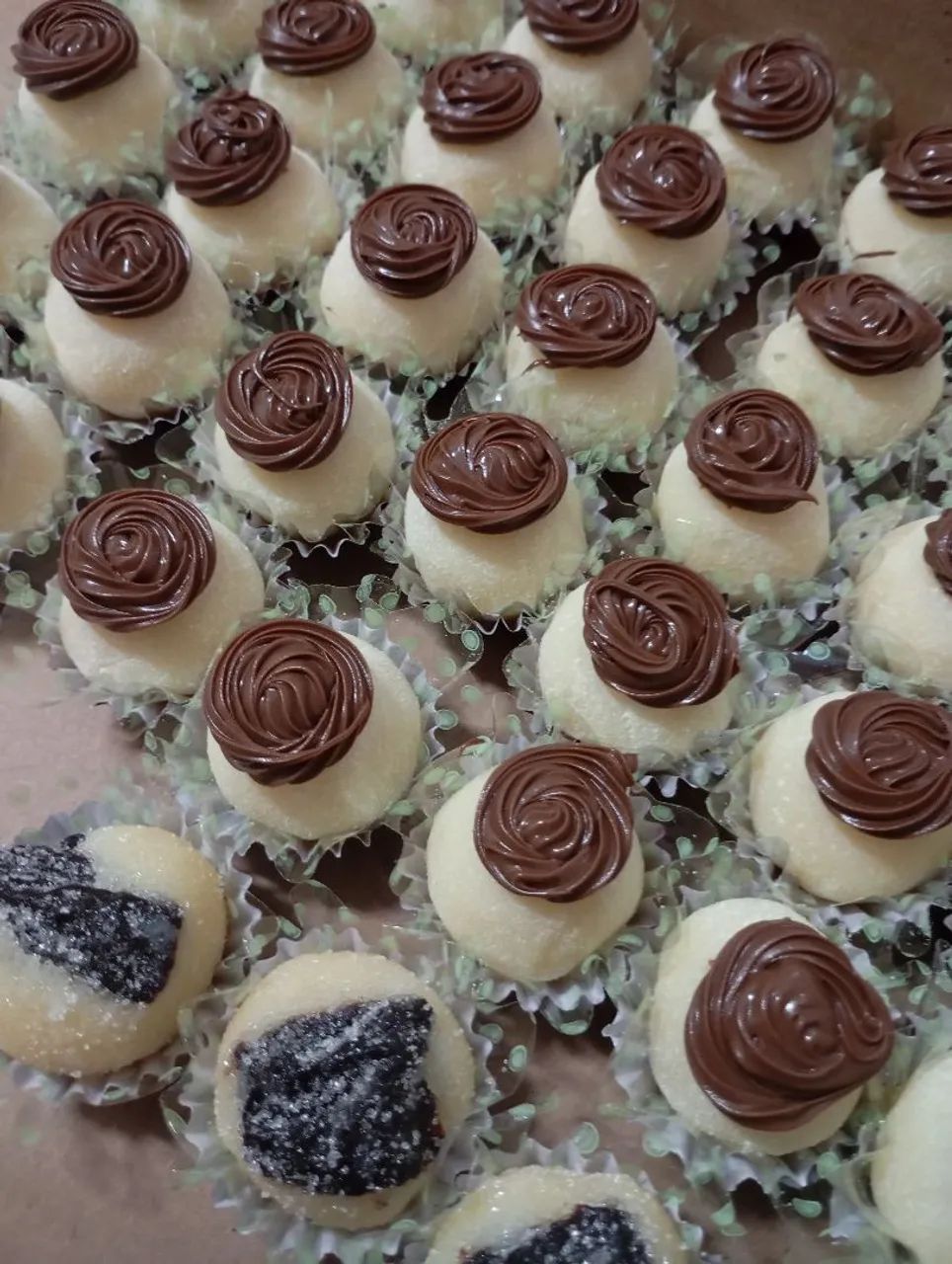 Cento de brigadeiros tradicionais - Foto 2