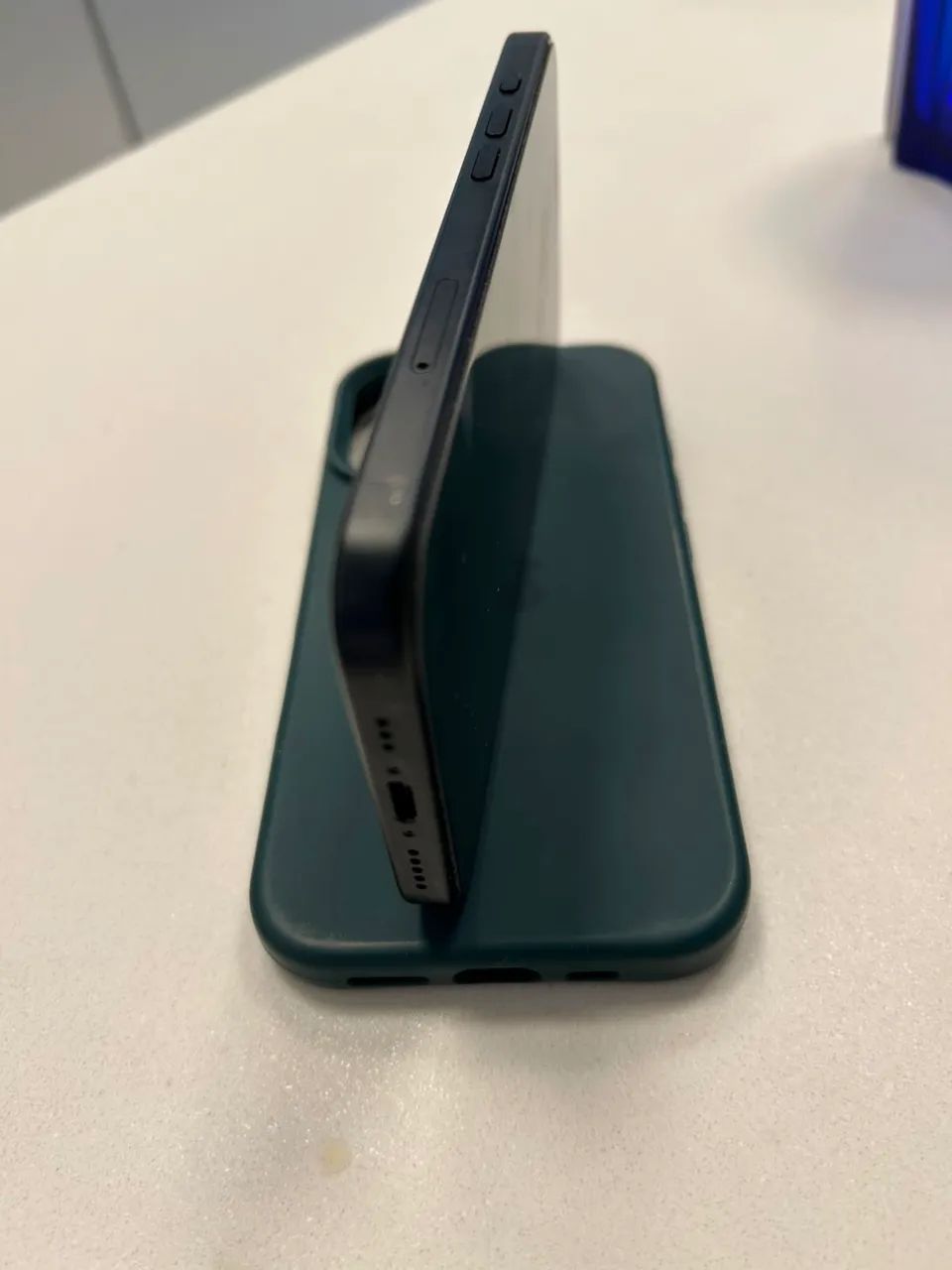 iPhone 16  - Foto 3