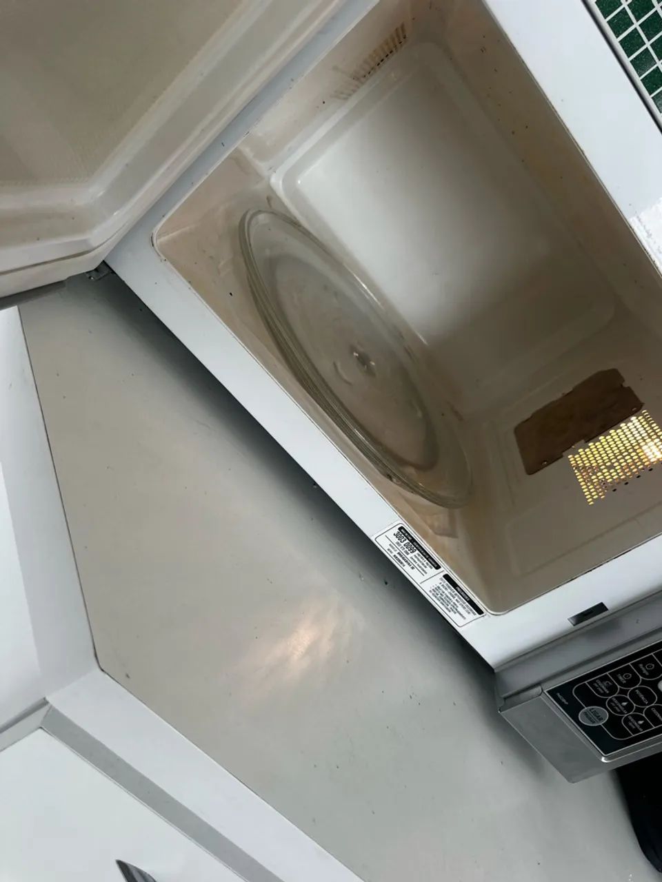 Microondas 30 litros  - Foto 4