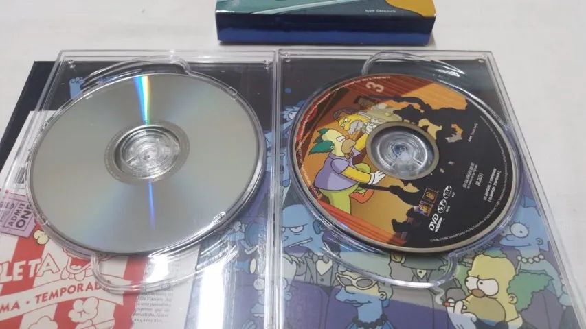 DVD Box Quadruplo Os Simpsons - A 7ª Temporada Completa - Edição Para Colecionador (23955) - Foto 5