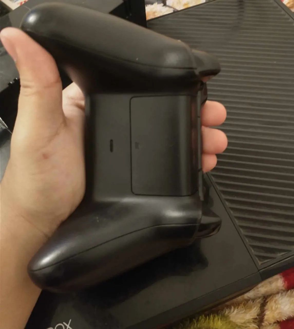 Xbox one com Fifa 26 - Foto 3