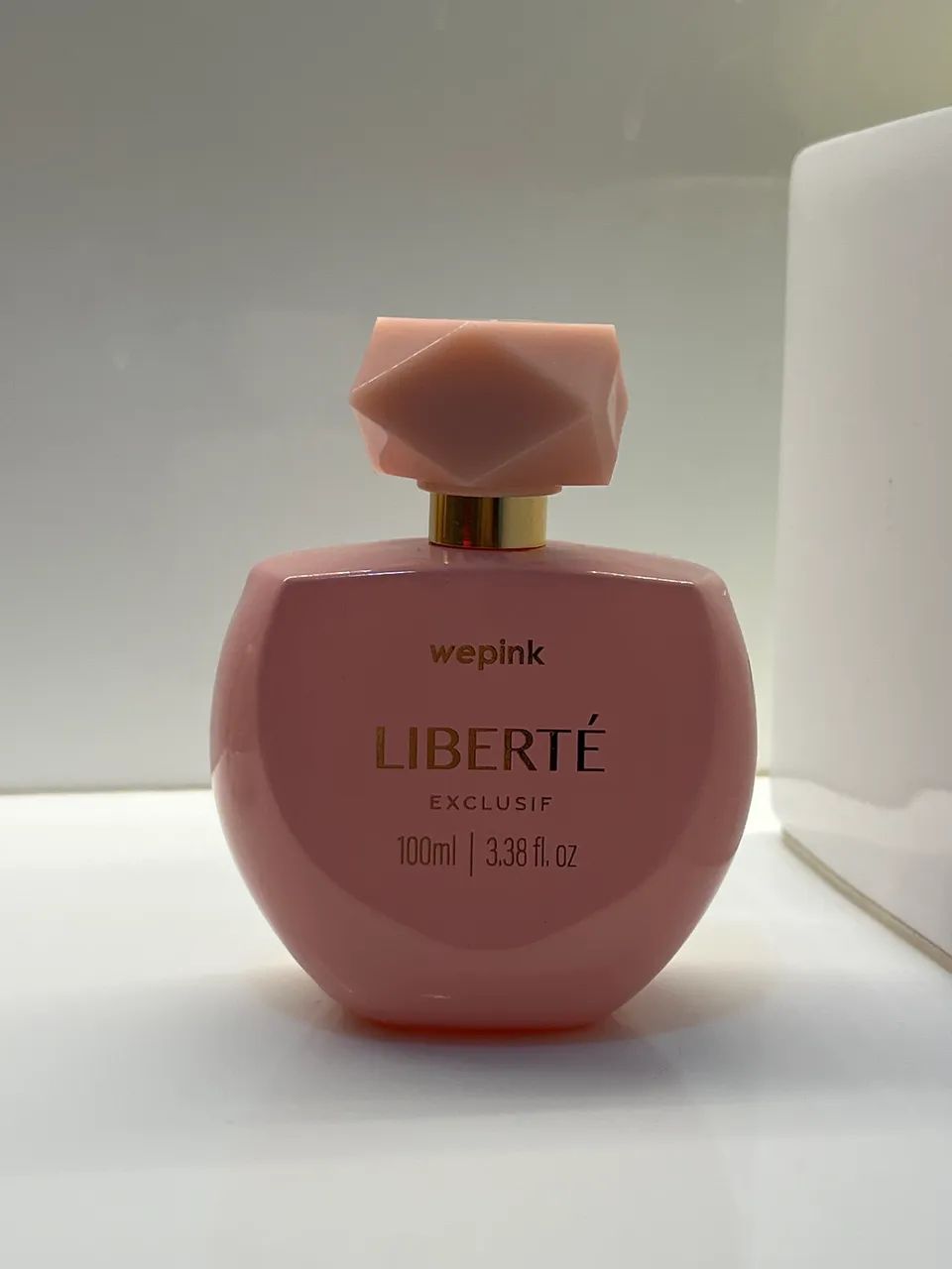 perfume wepink liberté exclusif
