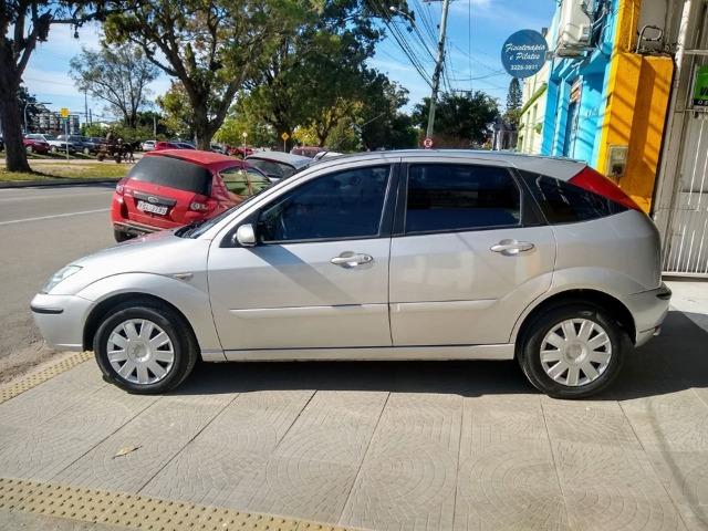 Ford Focus 1.6 - Foto 5