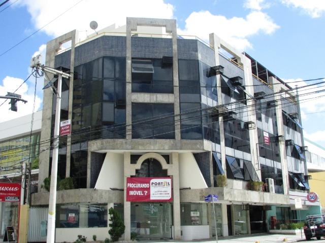 Prédio com 05 Pavimentos na Rua Formosa (Esquina com a Rua Barão da Lagoa Dourada)