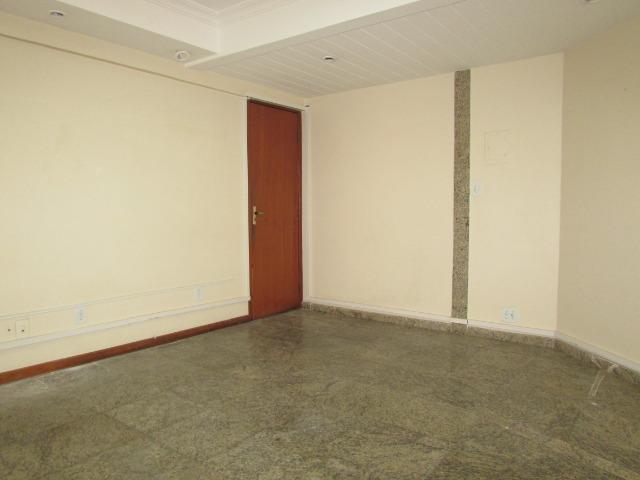 Prédio com 05 Pavimentos na Rua Formosa (Esquina com a Rua Barão da Lagoa Dourada) - Foto 8