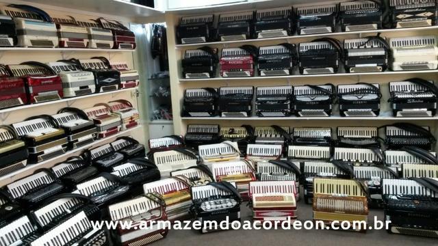 Acordeon sanfona 48, 60, 80 e 120 baixos novas e usadas