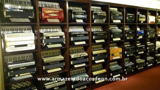 Acordeon sanfona 48, 60, 80 e 120 baixos novas e usadas - Foto 3