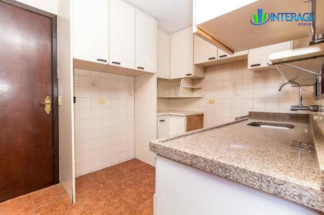 Casa em Condomínio em Santa Felicidade - 2 Andares, 200m², 3 suítes e churrasqueira - Foto 6