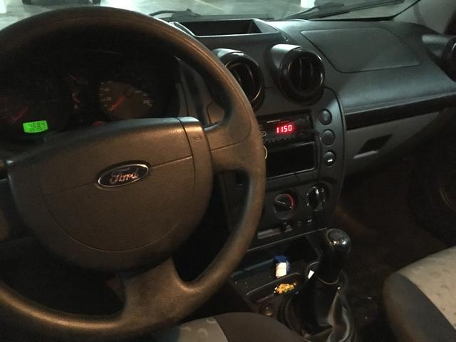 Ford Fiesta 1.0 - Foto 4
