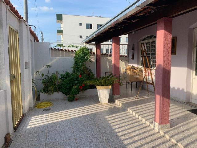 DA ótima casa em Itaúna com barracão nos fundos - Foto 14