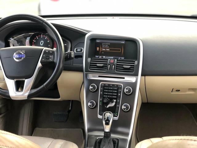 Volvo XC 60 - Foto 18