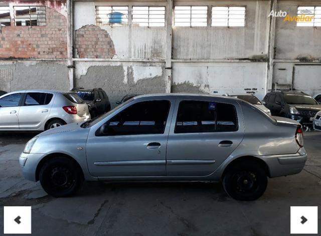 Clio 2005 completo / Financia com Score Baixo - Foto 2