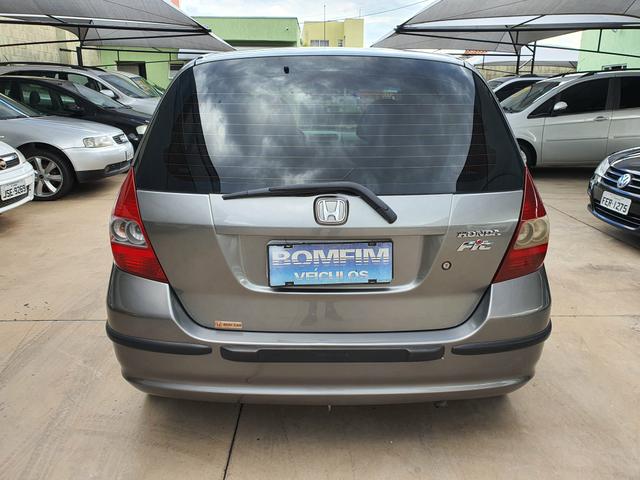 Honda Fit Lx Ano 2005 - Foto 4