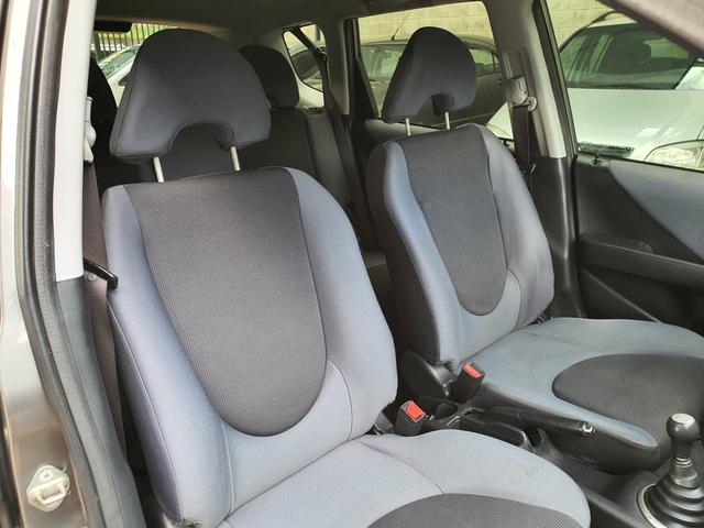 Honda Fit Lx Ano 2005 - Foto 11