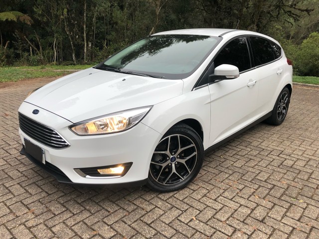 FOCUS TITANIUM AUTOMÁTICO