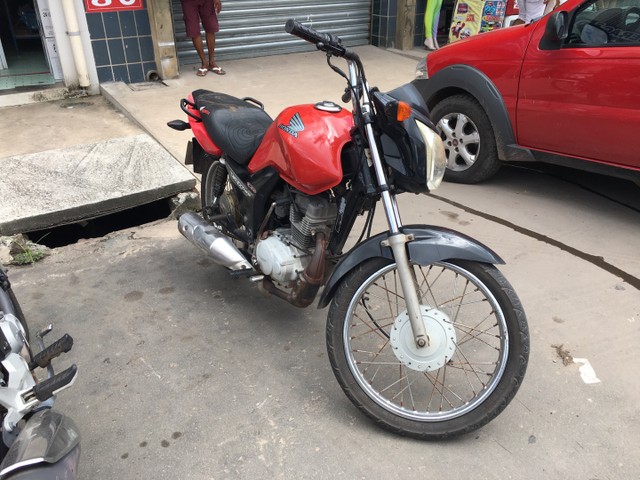 TITAN 125