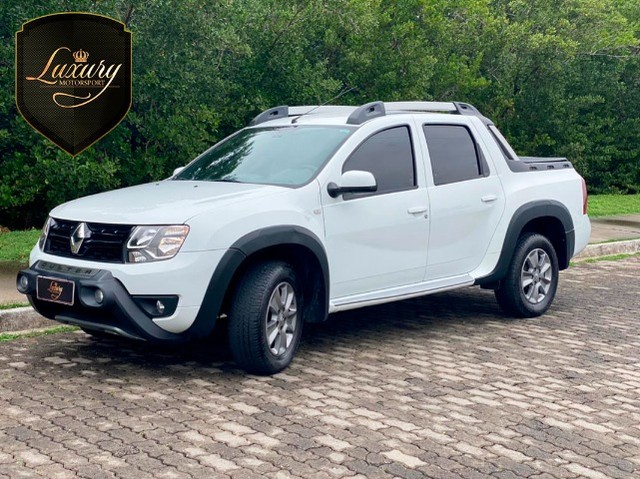 RENAULT DUSTER OROCH 2017 DYNAMIQUE AUTOMÁTICO + GNV 5ª GERAÇÃO