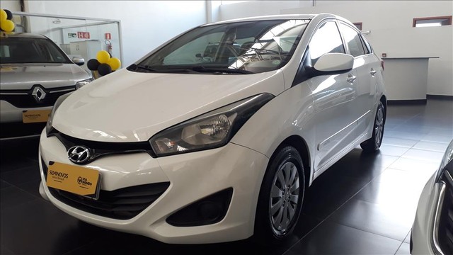 HYUNDAI HB20S 1.0 COMFORT PLUS 12V FLEX 4P MANUAL