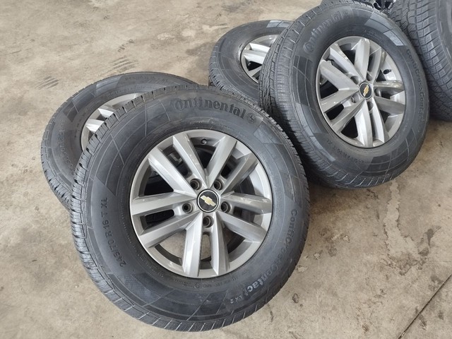 RODA S10 ANTIGA 5 FUROS C/ PNEU ZERO À BASE DE TROCA - Foto 4