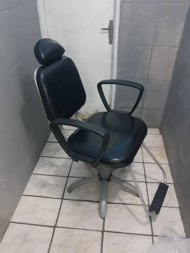 Poltronas de barbeiro  +195 anúncios na OLX Brasil