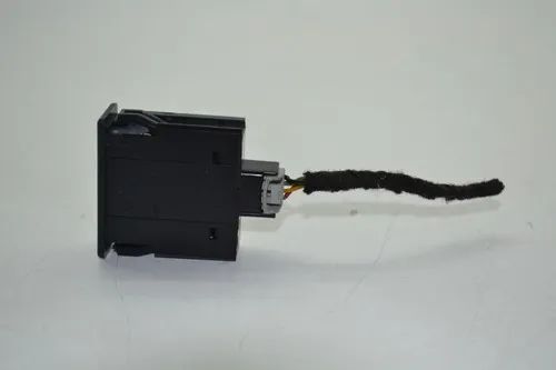 Botão Entrada Usb Duplo Maserati Levante 2017 Original  - Foto 5