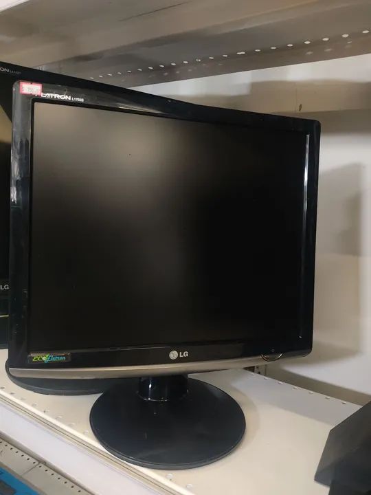 Monitor Samsung 17 Polegadas Quadrado VGA Preto  - Foto 4