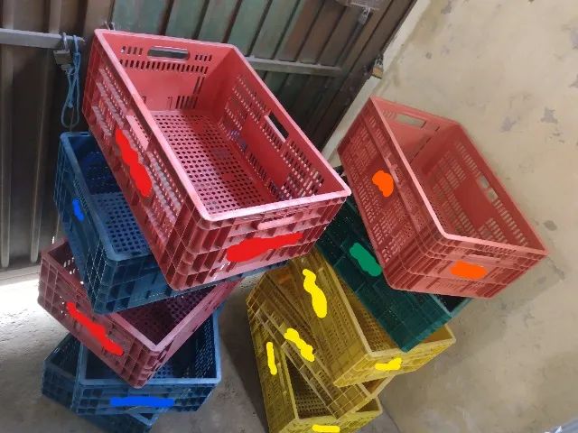 Caixa Plástica Seminova - Foto 3