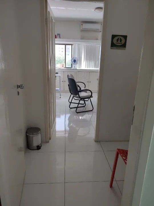 Vende-se sala para profissionais de saúde