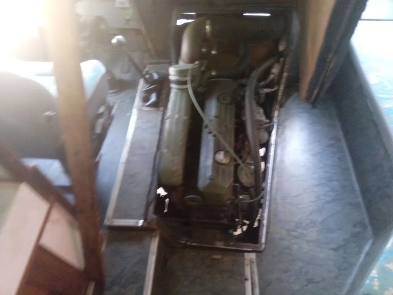 Onibus preparado para pesca,caio vitoria ano 90 motor 366 - Foto 6