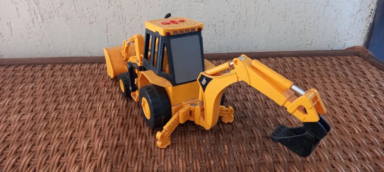 Trator cartepillar - Foto 3