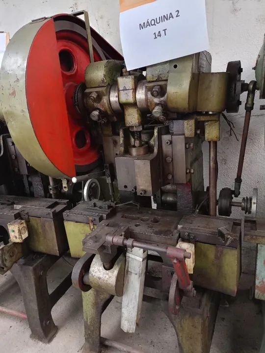 Lote de prensas excêntricas com alimentadores de 12 ton. - Foto 2