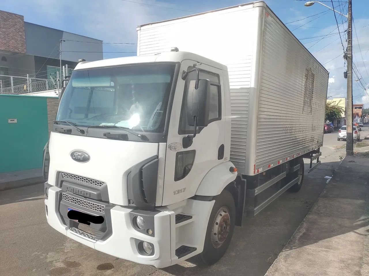 Caminhão baú Ford 1317 - Foto 2
