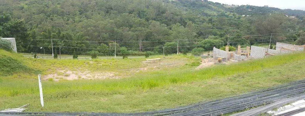 Terreno a venda no condominio Vinhedo Sol Village em Vinhedo/SP.