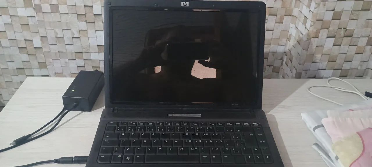 Notebook HP -  Usado com windows 10 instalado e office - Foto 3