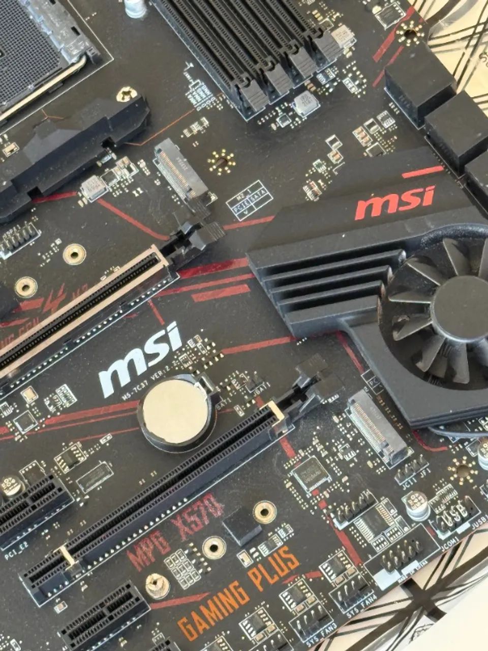 Placa mãe MSI MPG X570 Gaming Plus AM4 DDR4 - Foto 4