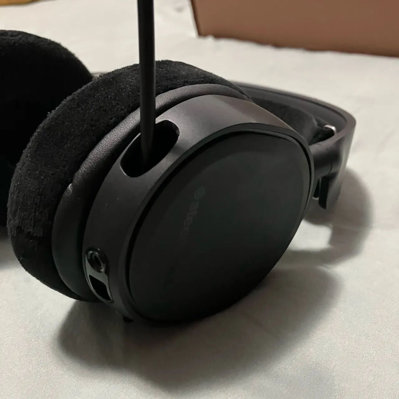 Headset Gamer Steelseries Arctis 5 RGB- Usado - Foto 5