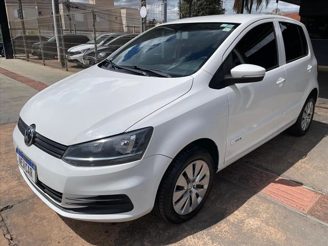 VOLKSWAGEN FOX 1.0 MPI TRENDLINE 12V FLEX 4P MANUAL