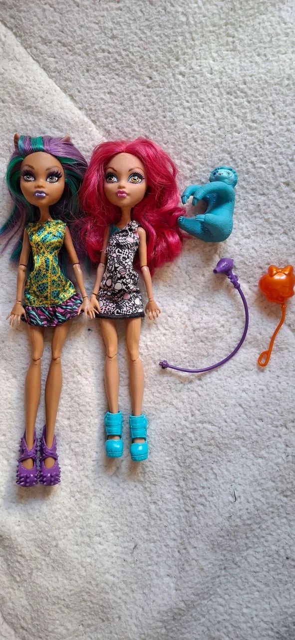 Lote de bonecas Monster High irmãs wolf e pet Jane Boolittle