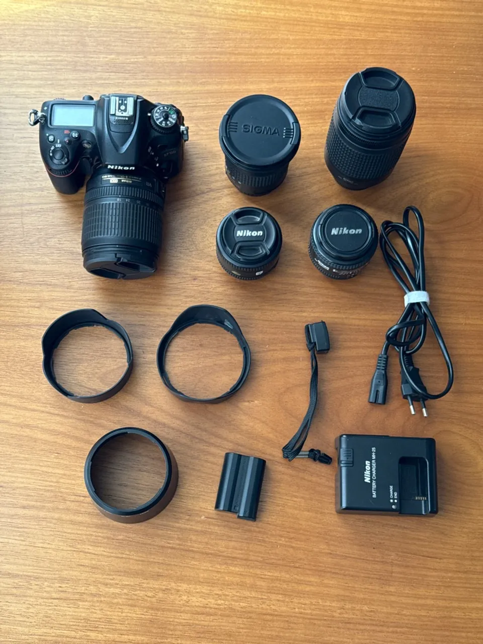 Camera Nikon D7100 c/ lentes