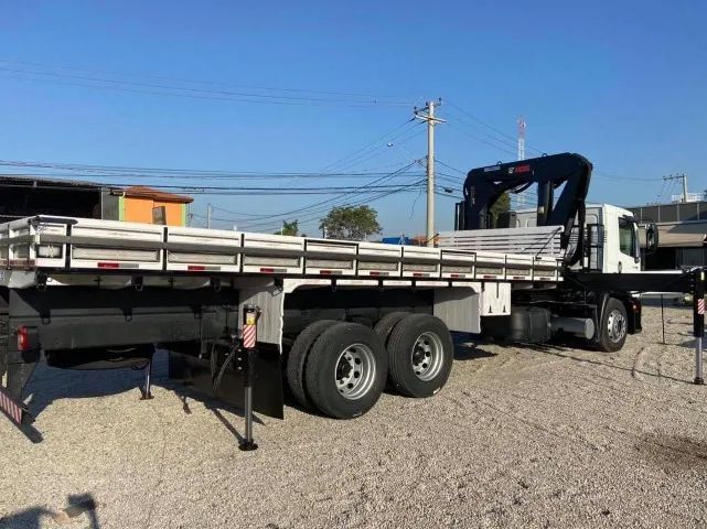 vw 24.280 6x2 ano 2013/13 com munck 43.T - Foto 4