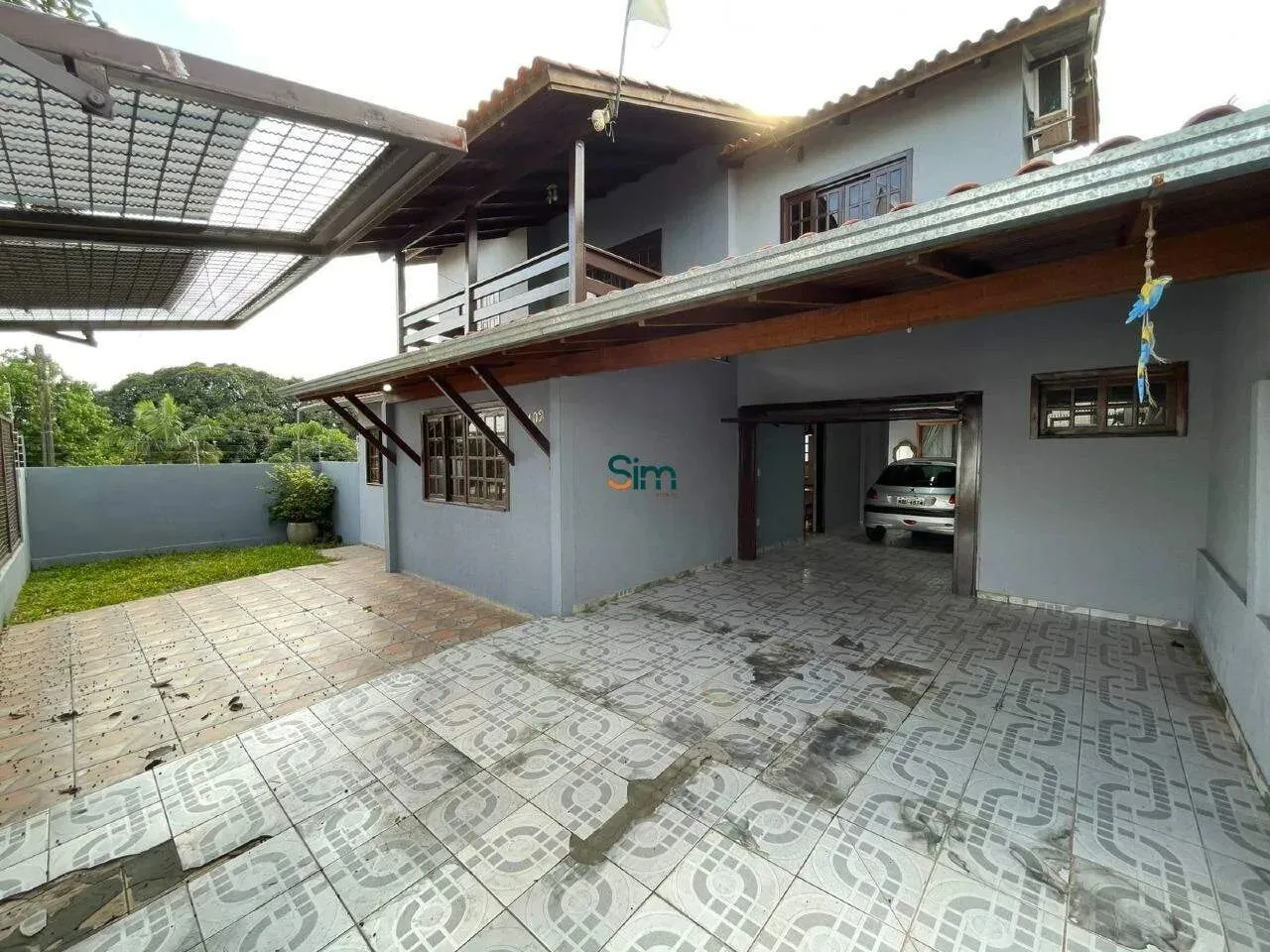 CASA COM PISCINA PARA LOCAÇÃO