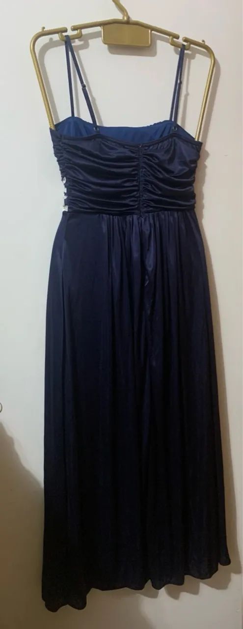 Vestido Festa longo para festa azul marinho com detalhes - Foto 2