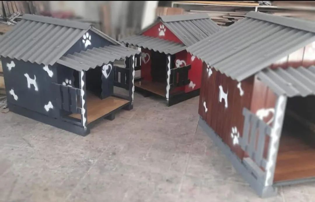 Casinha para cachorro apartir de 200,00 já incluso pintura e varanda  - Foto 5