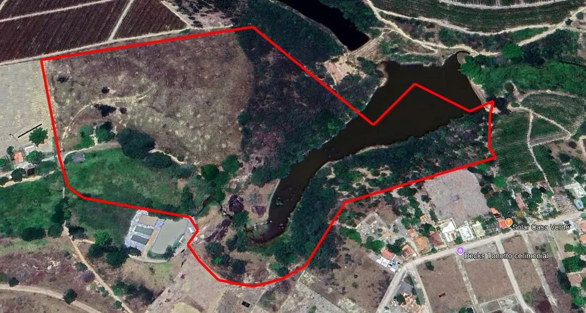 Terreno com área verde em localização privilegiada - Foto 2