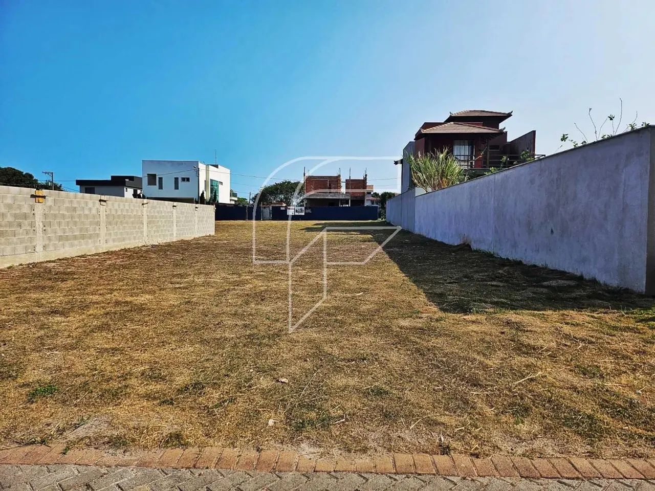 Imóvel para venda tem 300 metros quadrados em Recanto da Sereia - Guarapari - ES