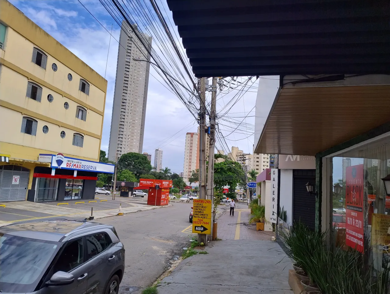 Comercial AD24927