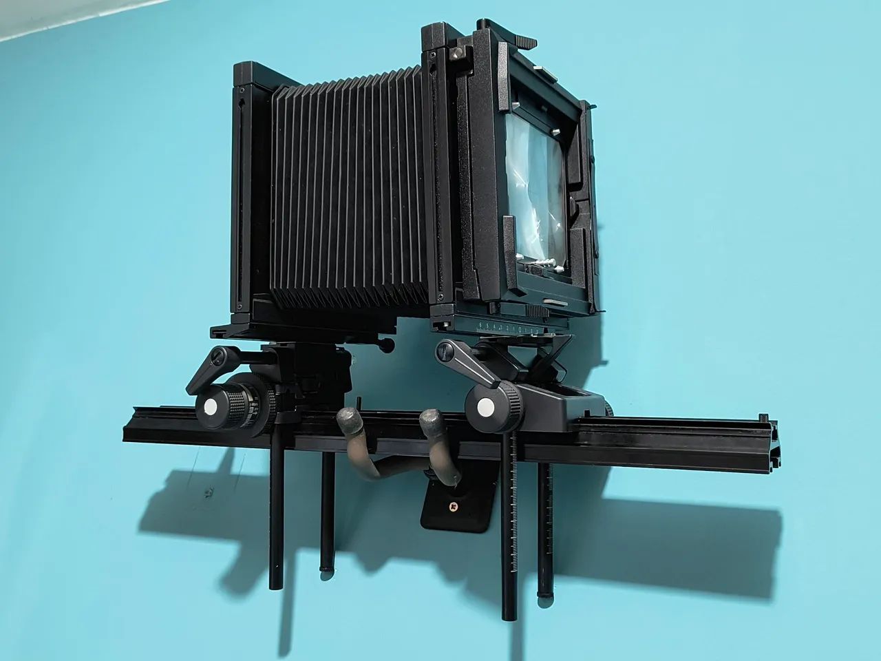 Câmera Sinar 4x5 Alpina de Grande Formato em Ótimo Estado