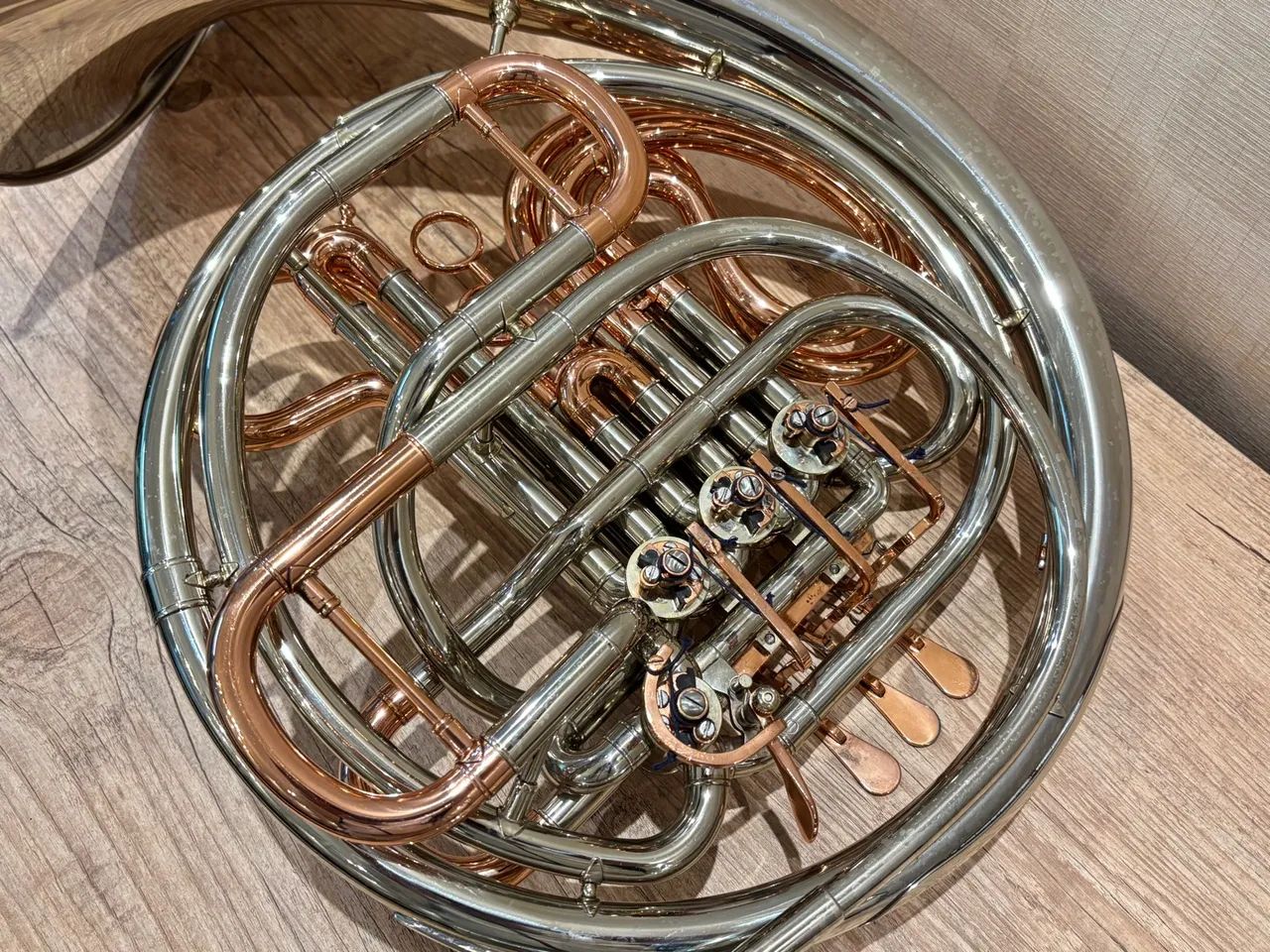 Trompa Dupla Andreas Eastman Efh-882n Alpaca Profissional Prateado - Foto 6