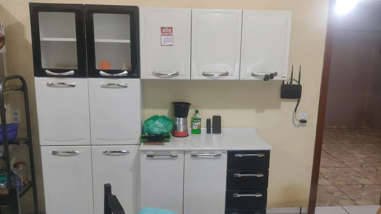 Armário de Cozinha Compacto Moderno