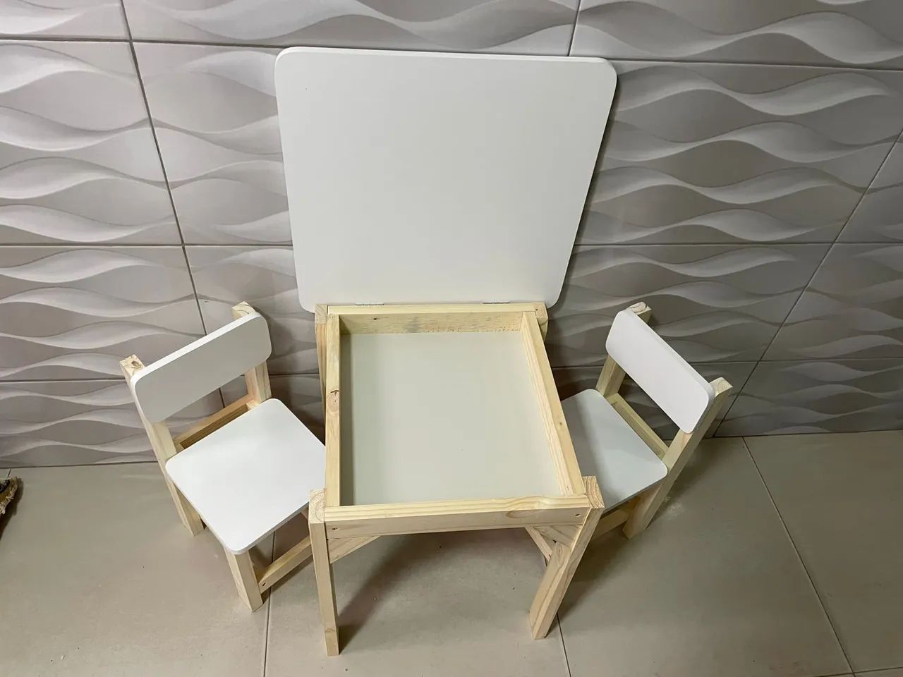 Mesa para criança mdf branco com baú - Foto 2